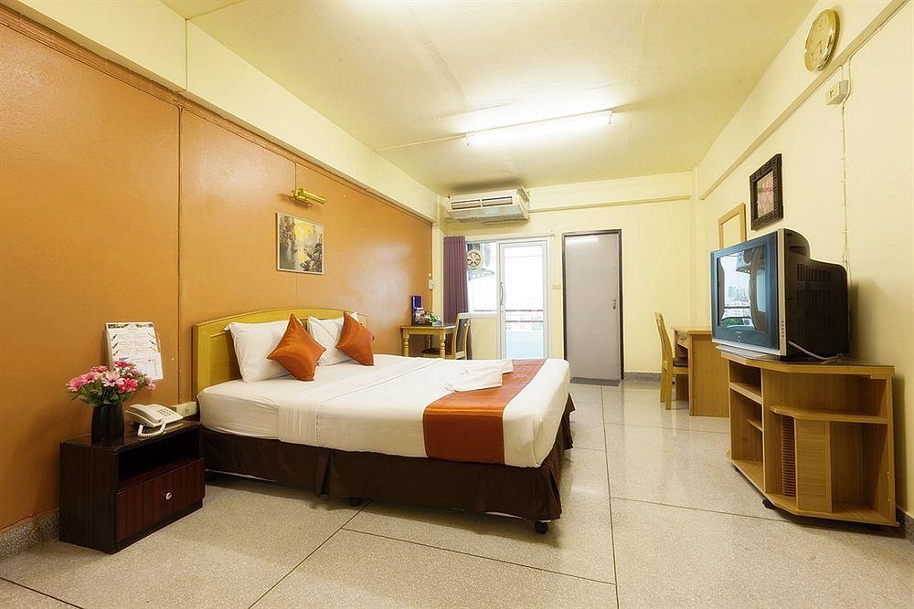Grand Mandarin Latphrao 130 Khách sạn
