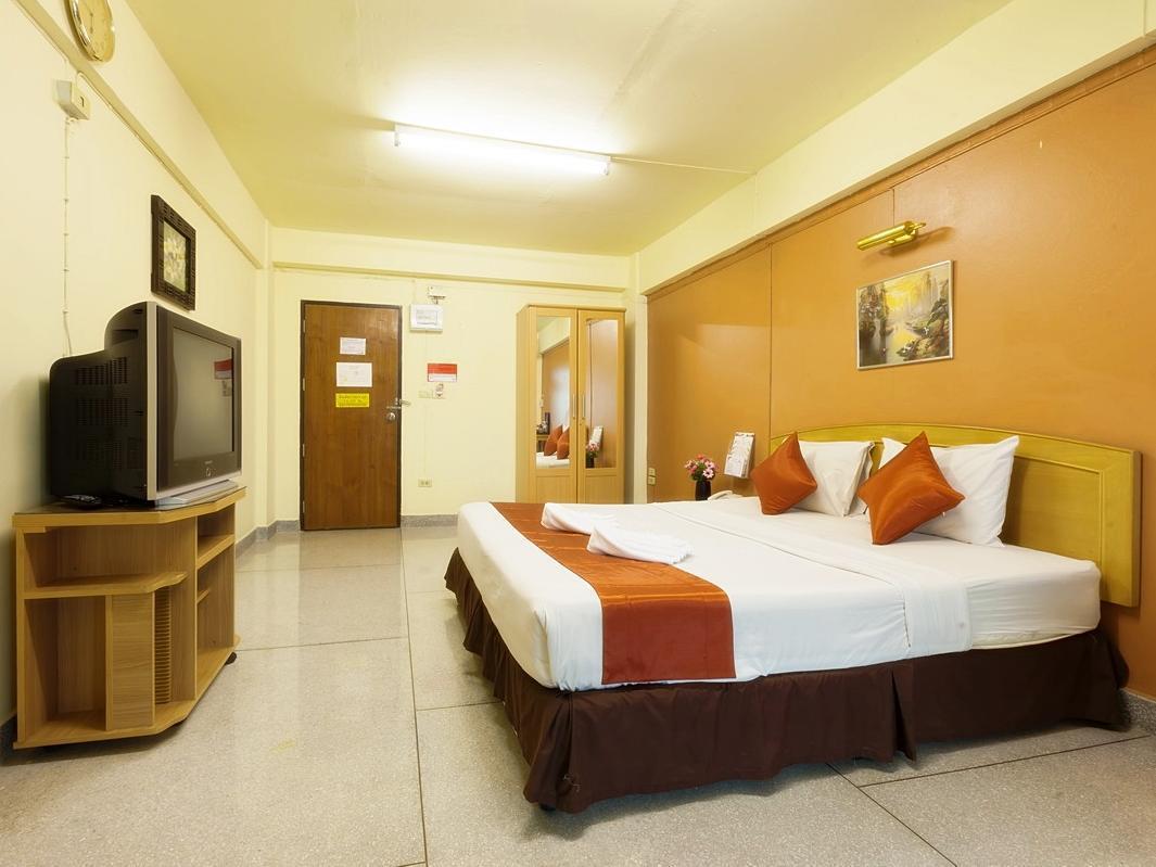 Khách sạn Grand Mandarin Latphrao 130 Bangkok