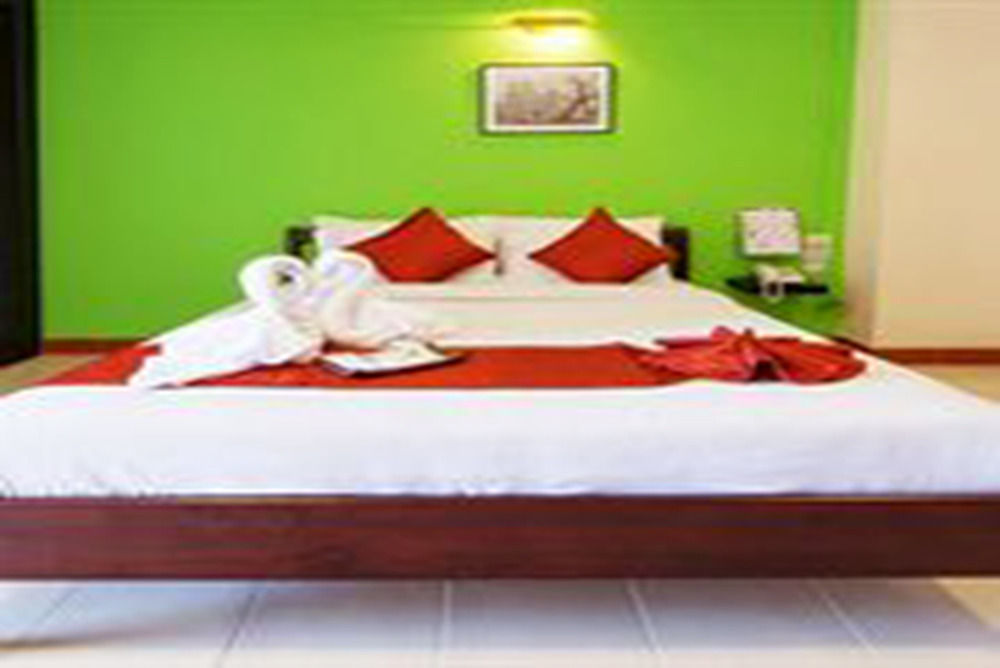 Khách sạn Grand Mandarin Latphrao 130 Bangkok